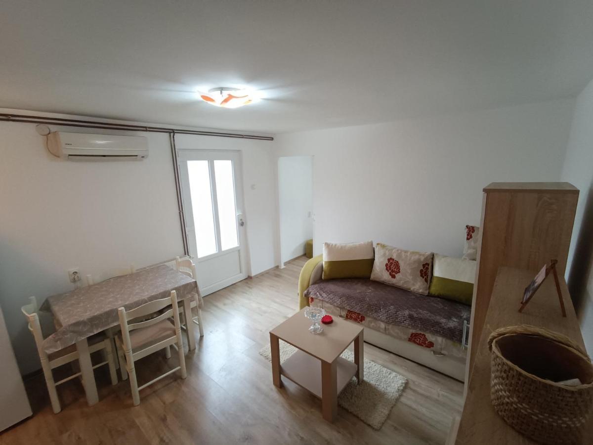 M&V House Apartman Újvidék Kültér fotó